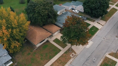 315 16th Ave, Charles City, IA 50616 - photo 2