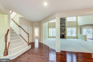 21113 Hickory Forest Way, Germantown, MD 20876 - photo 6