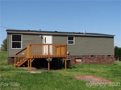 114 Forest Grove Dr, Statesville, NC 28625 - photo 4