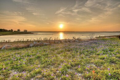 1479 Twin Oak Dr, Whitney, TX 76692 - photo 5