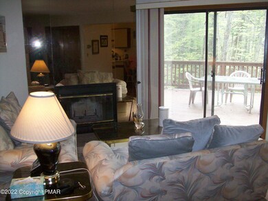 135 English Ct, Bushkill, PA 18324 - photo 4