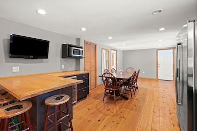 837 N Broadway, Haverhill, MA 01832 - photo 6