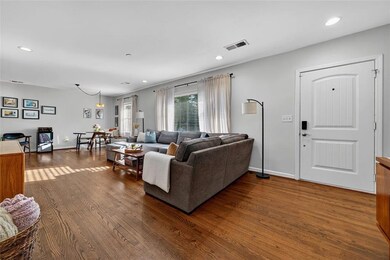 1994 Honeysuckle Ln SW, Atlanta, GA 30311 - photo 4