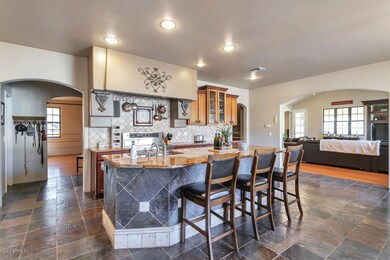 8230 N 16th St, Phoenix, AZ 85020 - photo 3