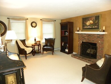 9 Pheasant Ln, Charlton, MA 01507 - photo 3