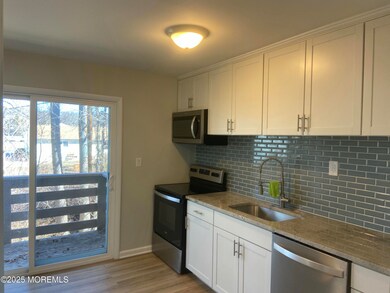 96 East Ave unit 7, Atlantic Highlands, NJ 07716 - photo 3
