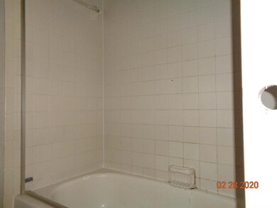 6096bath2shower