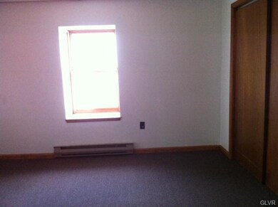 301 Main St unit 2, Slatington, PA 18080 - photo 7