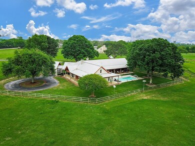 20605 Kickapoo Rd, Waller, TX 77484 - photo 5