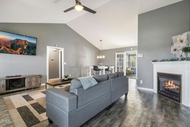 40 Candlewood Dr Zebulon NC-large-007-00