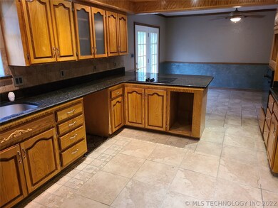 3501 Highway 75, Beggs, OK 74421 - photo 7