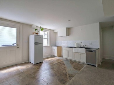 3232 Grand Route Saint John St unit 1C, New Orleans, LA 70119 - photo 4