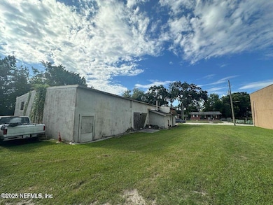 2212 W 10th St, Jacksonville, FL 32209 - photo 2