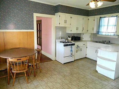 41 Bradley St, Saco, ME 04072 - photo 3