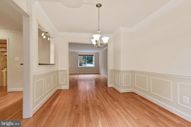 2057 Golf Course Dr, Reston, VA 20191 - photo 5