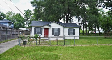 4613 Antha St, Houston, TX 77016 - photo 2