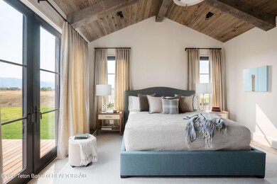 TRI_Tributary Cabin Master Bedroom 1 60%
