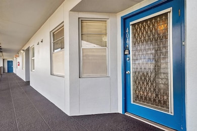 Buckingham East Condominium unit 404P, Pembroke Pines, FL 33027 - photo 2