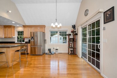 196 Shawsheen Ave, Wilmington, MA 01887 - photo 6