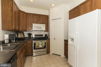 1161 Balsam Cir, Sykesville, MD 21784 - photo 5