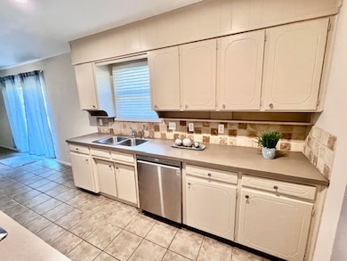 8817 Hilltop Rd, Argyle, TX 76226 - photo 4