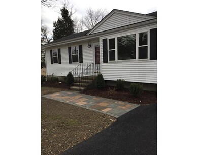 11 Robin Cir, Medway, MA 02053 - photo 2