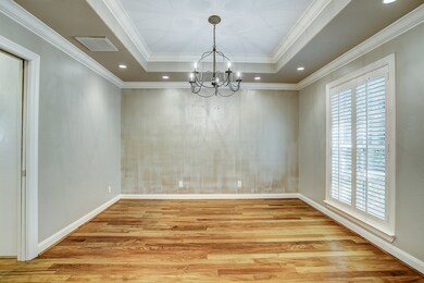12106 Perthshire Rd, Houston, TX 77024 - photo 7