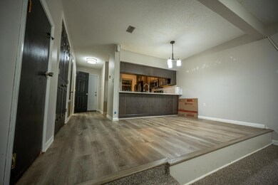 225 Carmel Dr unit 27, Fort Walton Beach, FL 32547 - photo 6