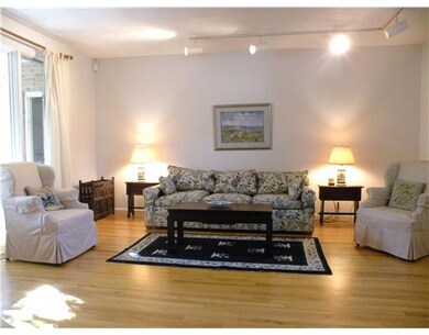 505 Elmgrove Ave, Providence, RI 02906 - photo 2