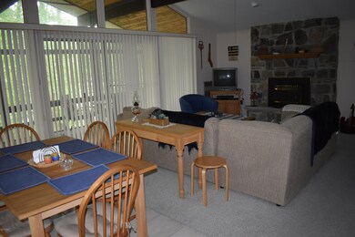 135 Basswood Dr, Hawley, PA 18428 - photo 7