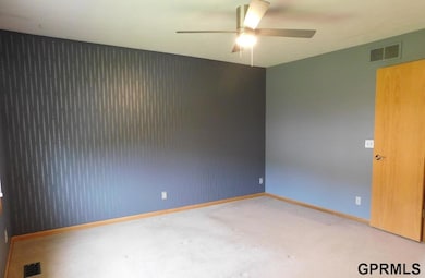 1300 Patterson Dr, Lincoln, NE 68522 - photo 6