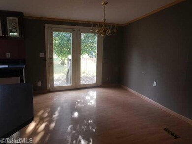 2677 Hopewell Friends Rd, Asheboro, NC 27205 - photo 4