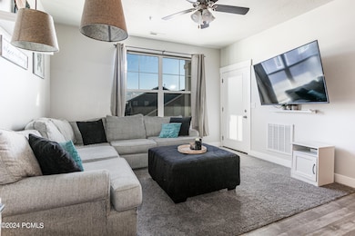 13084 S Tortola Dr unit 204, Herriman, UT 84096 - photo 7