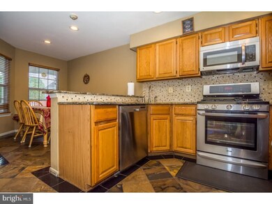 21 Heather Ct, Monmouth Junction, NJ 08852 - photo 6