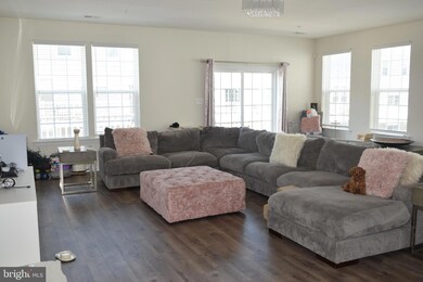 6947 Stoddert Ln, Landover, MD 20785 - photo 2