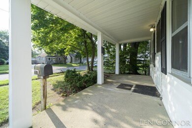 3-web-or-mls-2305-berwyn-ave-sw