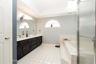 112 E Grantley Ave, Elmhurst, IL 60126 - photo 7