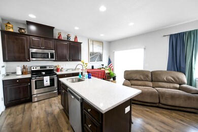 13673 Karen St, Williston, ND 58801 - photo 7