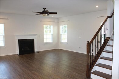 210 Lakeland Way, Aurora, OH 44202 - photo 6