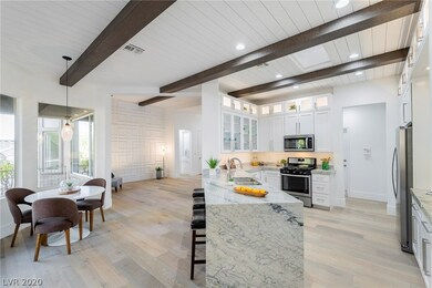10404 Long Leaf Pl, Las Vegas, NV 89134 - The desi