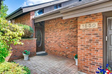 1850 Princeton Cir, Naperville, IL 60565 - photo 2