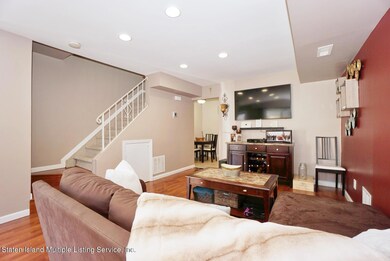 4211 Amboy Rd unit 1, Staten Island, NY 10308 - photo 6