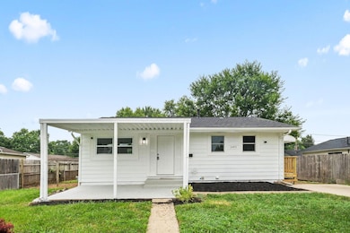 3493 Tremaine Rd, Columbus, OH 43232 - photo 2