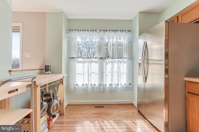 11537 Apperson Way, Germantown, MD 20876 - photo 6