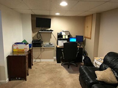 34 Ophelia St, Providence, RI 02909 - photo 7