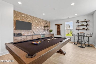 Clubhouse3