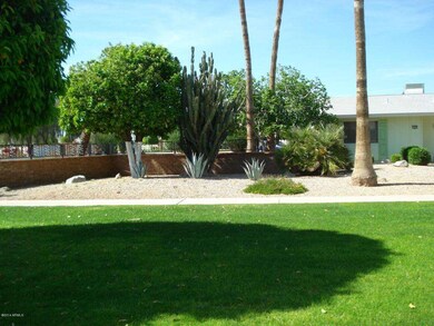 13645 N Newcastle Dr unit 15C, Sun City, AZ 85351 - photo 5