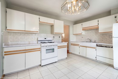 1822 W Catalpa Ln, Mount Prospect, IL 60056 - photo 3