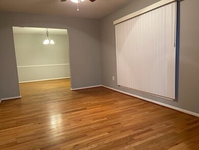 5210 Honey Cir, Houston, TX 77004 - photo 7