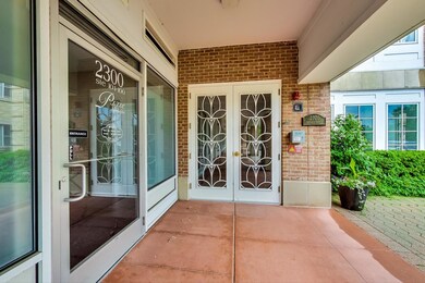 2300 Chestnut Ave unit S-304, Glenview, IL 60026 - photo 2